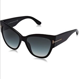 Tom Ford Black Anoushka Pilot Sunglasses 57mm